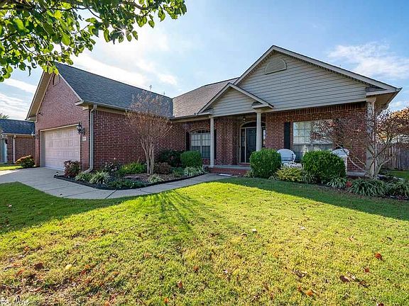 2nd image of 1155 Crimson Clover Dr
