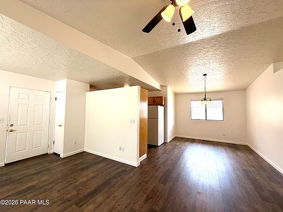 3rd image of 1808 Reading Ln