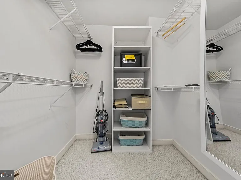 631 D St NW #845 — Photo 32