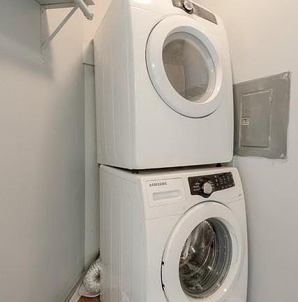 5th image of 2402 Sycamore Ave APT D4