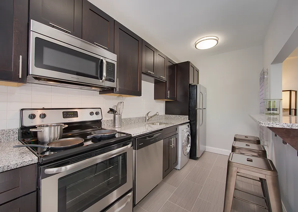 The Metropolitan Apartments Kitchen