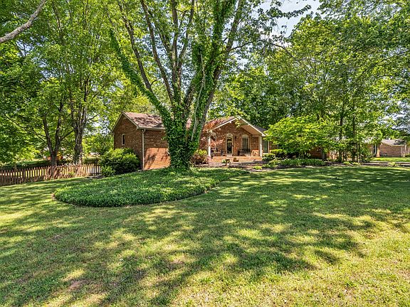 2nd image of 3043 Trough Springs Rd