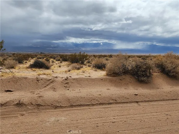 501 Lantana St #99, Lucerne Valley, CA 92356