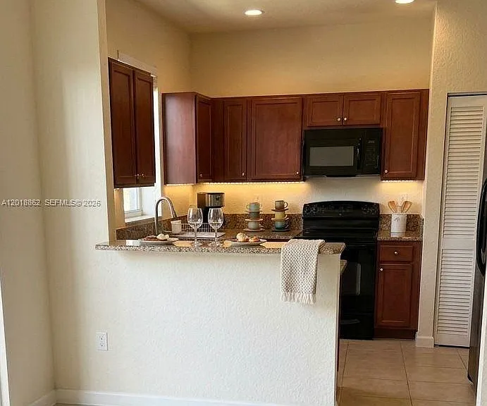 14724 SW 25th Ln — Photo 11