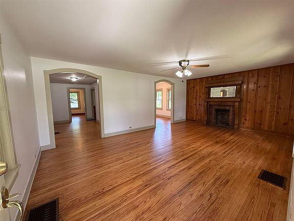 5th image of 171 Franklin Rd