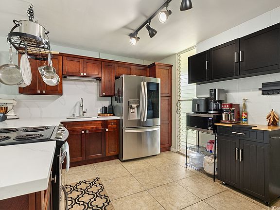 3rd image of 95-2044 Waikalani Pl APT C203