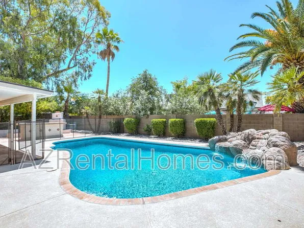 1033 W Madero Ave, Mesa, AZ 85210