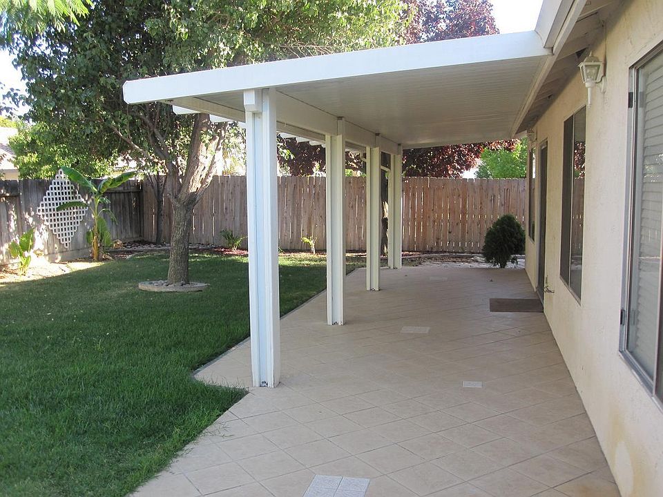 2nd image of 836 Cathedral Ln