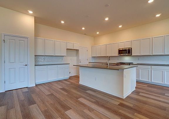 Proclaim Homesite 6260 Kitchen