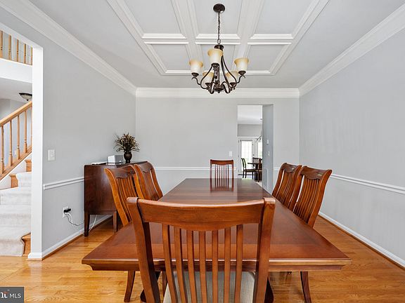 5th image of 2812 Myrtlewood Dr