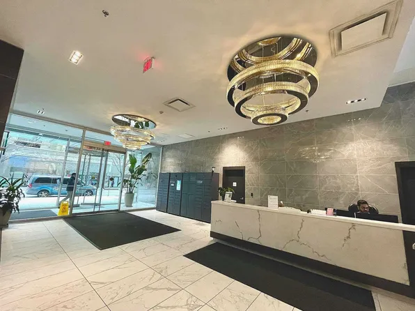 1283 Howe St, Vancouver, BC