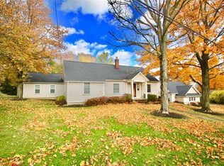 6903 Daisy Ave, Brecksville, OH 44141