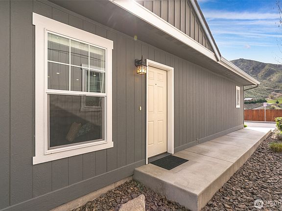 5th image of 280 Saddlehorn Lane