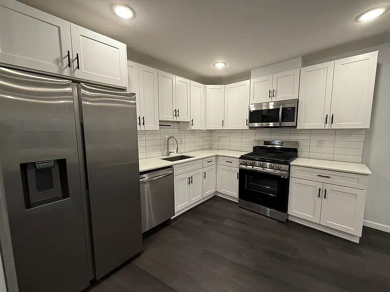 207 Redwood Ave #495 — Photo 5