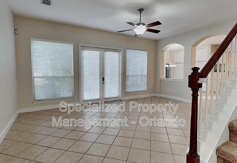 9 bed, 7.0 bath, 4638 sqft, $7,500 — Photo 2
