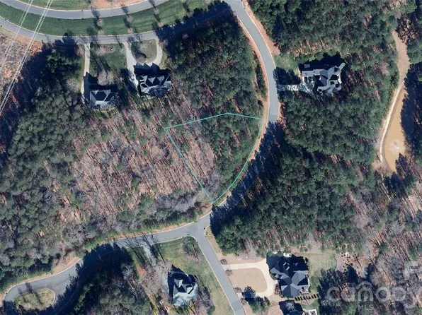 5016 Hermitage Ct #216, Belmont, NC 28012