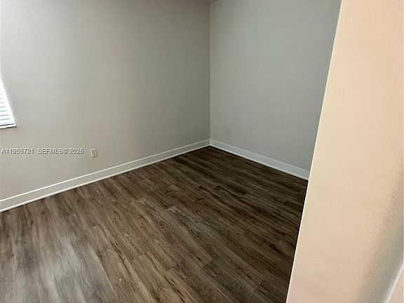 3rd image of 12109 NE 5th Ave #12109