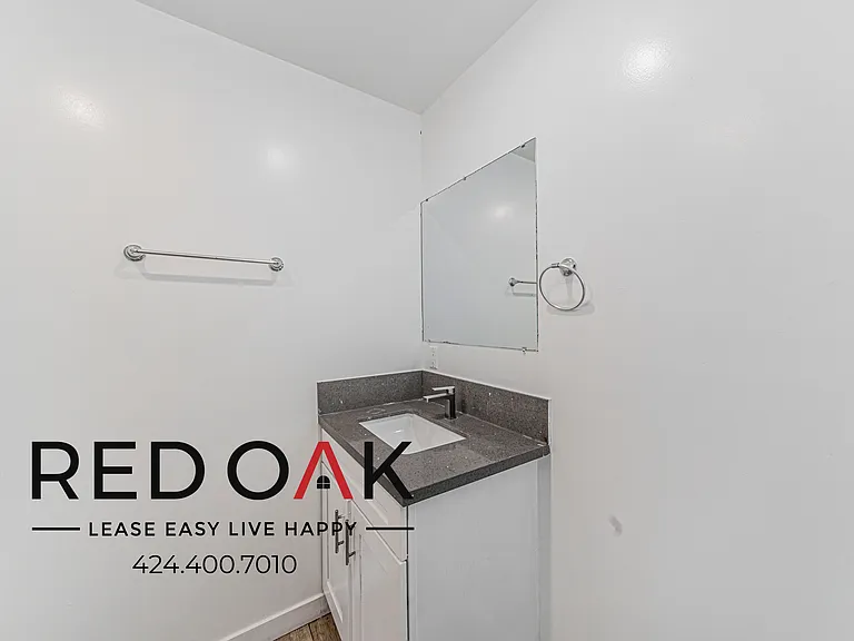 923 W 75th St #931-3/4 — Photo 16
