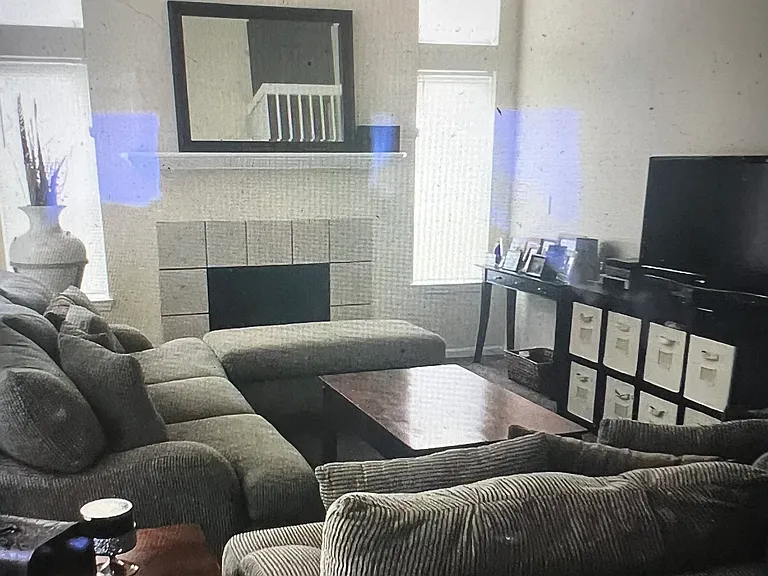 5749 Lockwood Dr — Photo 3