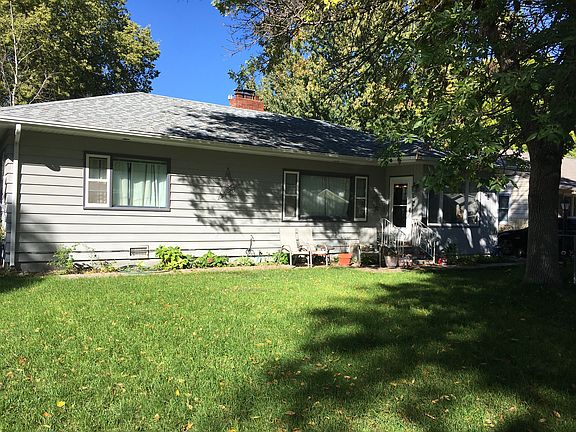 2nd image of 326 McDonald Ave