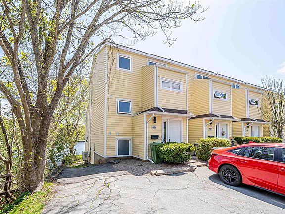 2nd image of 481 Shore Dr