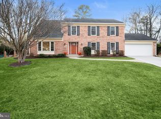 11501 Karen Dr, Potomac, MD 20854