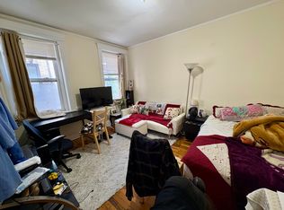 360 Riverway APT 15, Boston, MA 02115