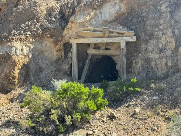 1508012 Coal Canyon Rd, Lovelock, NV 89419