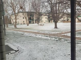 2700 Dale St N APT 113, Saint Paul, MN 55113