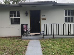 1501 NE 154th Ter, North Miami Beach, FL 33162