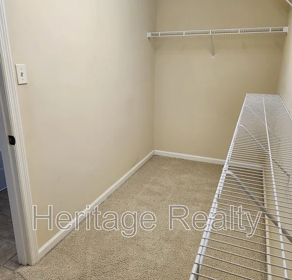 6515 Airtree Ln — Photo 10