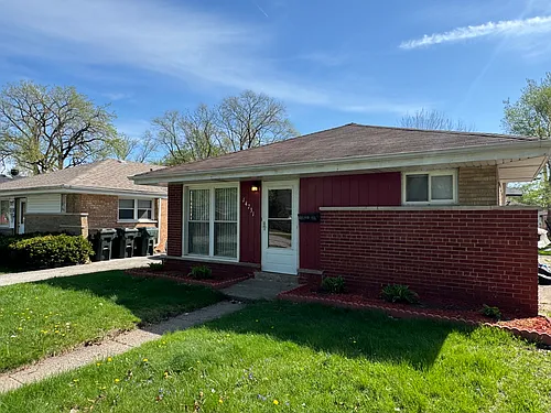 14731 Kimbark Ave Photo 1