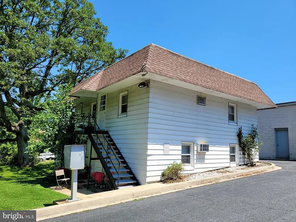 816 S Main St #2