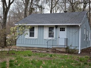 84 Rogers Lake Trl, Old Lyme, CT 06371