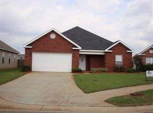 125 Monticello Dr, Byron, GA 31008