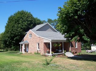 107 S Water St, New Oxford, PA 17350