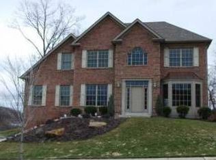 146 Southridge Dr, Cranberry Twp, PA