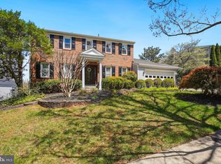 10 Sunrise Ct, Rockville, MD 20854