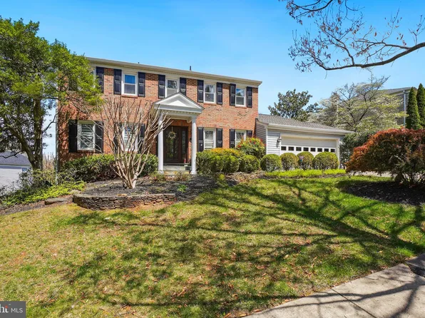 10 Sunrise Ct, Rockville, MD 20854