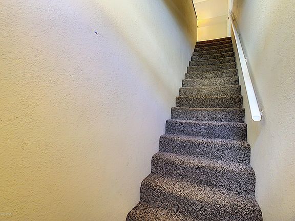 3rd image of 13703 N Richmond Park Dr #1806