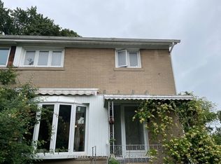 112 Combermere Dr #BASEMENT, Toronto, ON M3A2W8