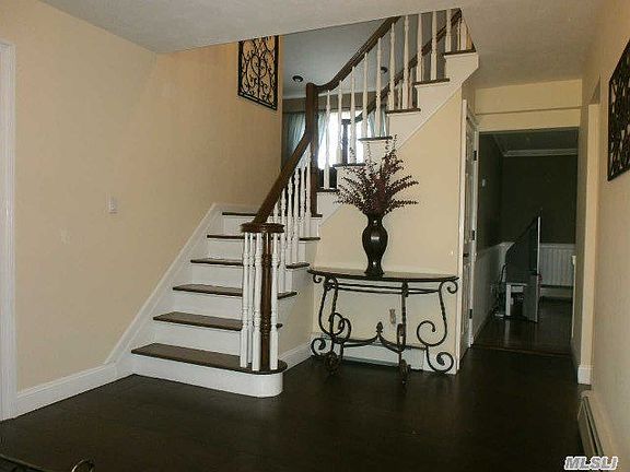 3rd image of 2268 Brevoort Pl