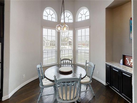 5th image of 361 Tangerine Dr