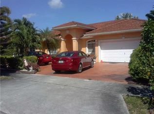 16251 NW 77th Pl, Miami Lakes, FL 33016