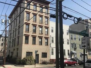 333 Monroe St APT 2B, Hoboken, NJ 07030