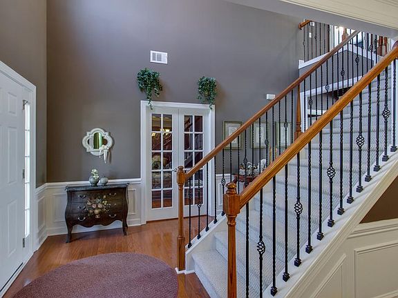 5th image of 2021 Delaware Dr