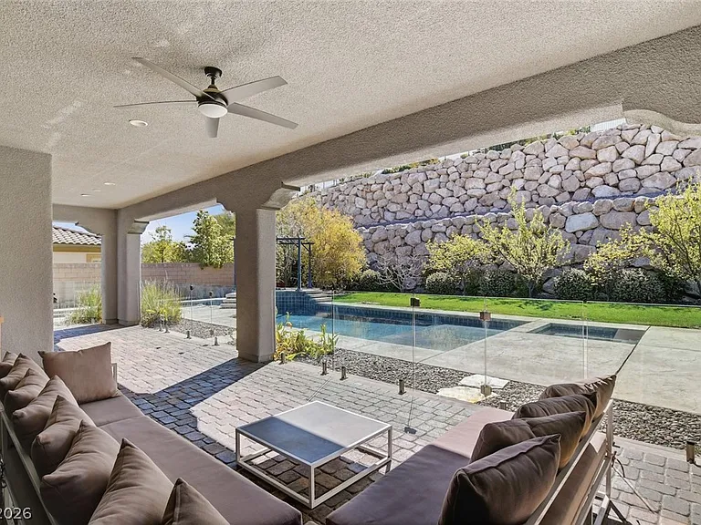 11 Grand Masters Dr — Photo 80