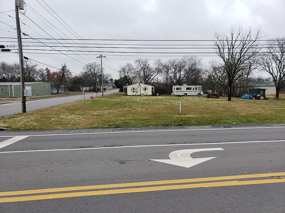 1st image of 100 Bethany Ln