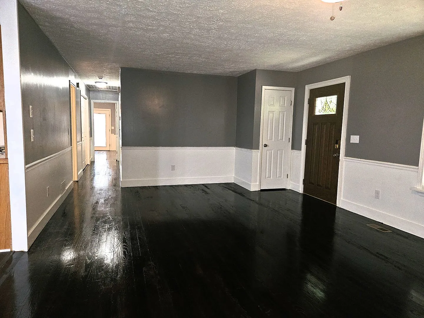 3BR Ranch In Powder Springs — Photo 4