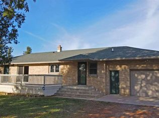 9014 River Rd, Amherst, WI 54406